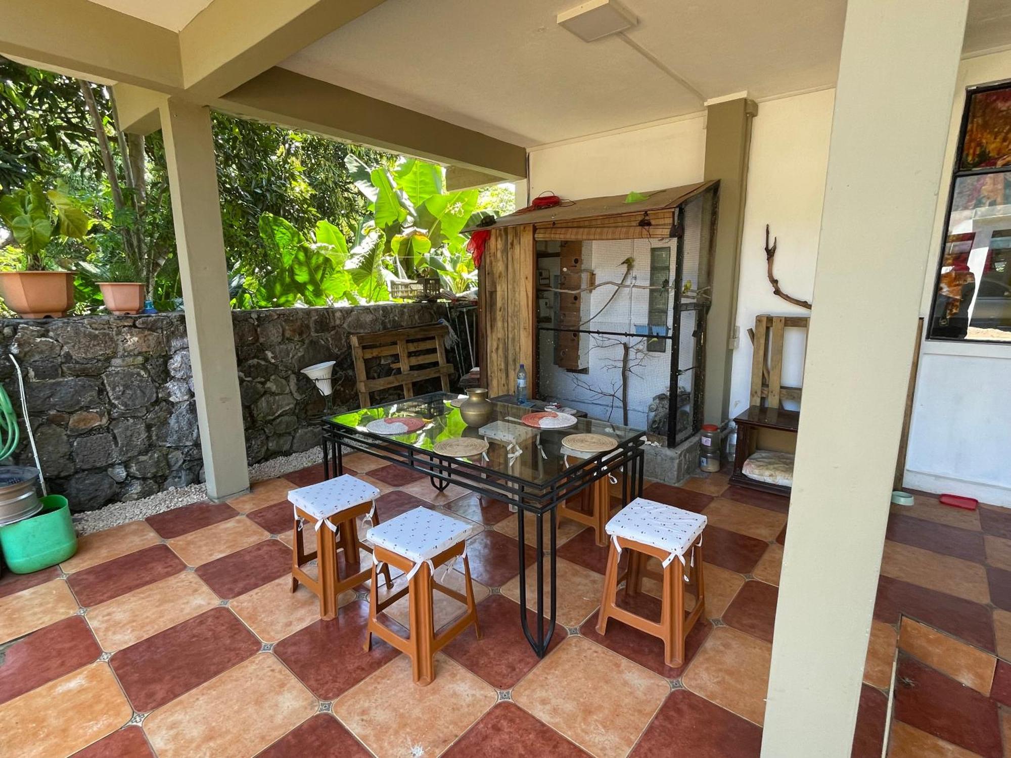 Kowlessur Residence Surinam Buitenkant foto